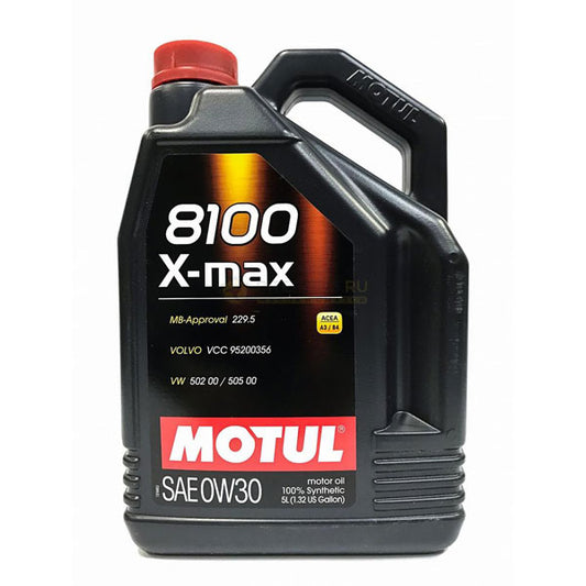 Motul 8100 X-Max 0W30